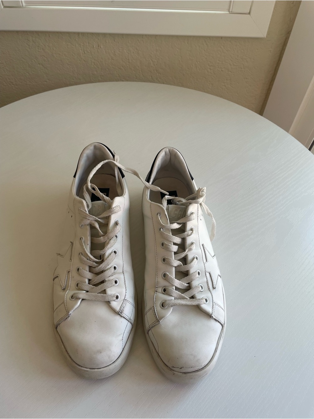 Golden Goose White Sneakers with Black Heel Panel - Picture 8 of 8